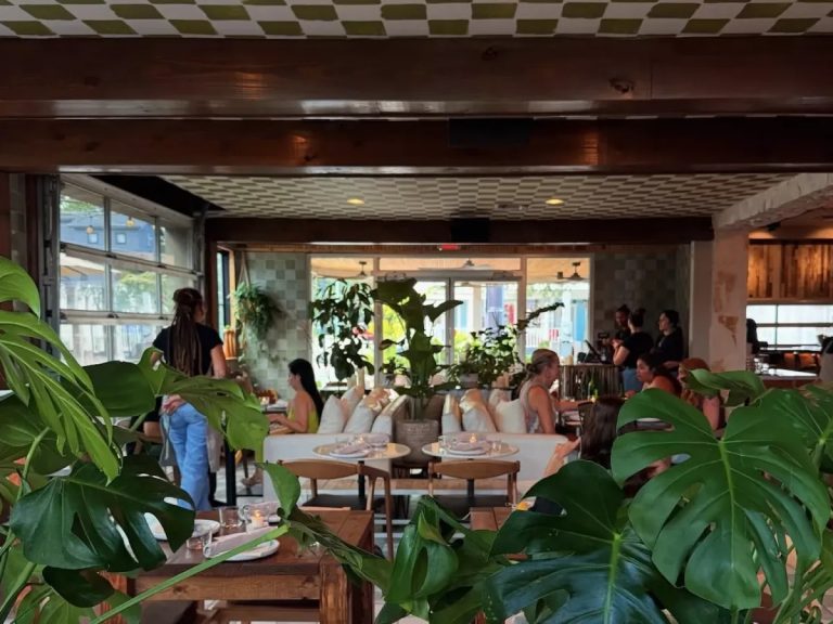 restaurant