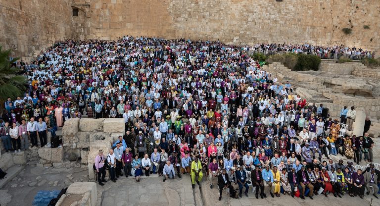 Jerusalem-Giant-Selfie-2018