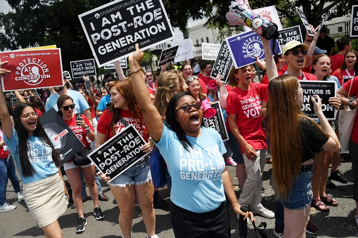 Roe v Wade protest