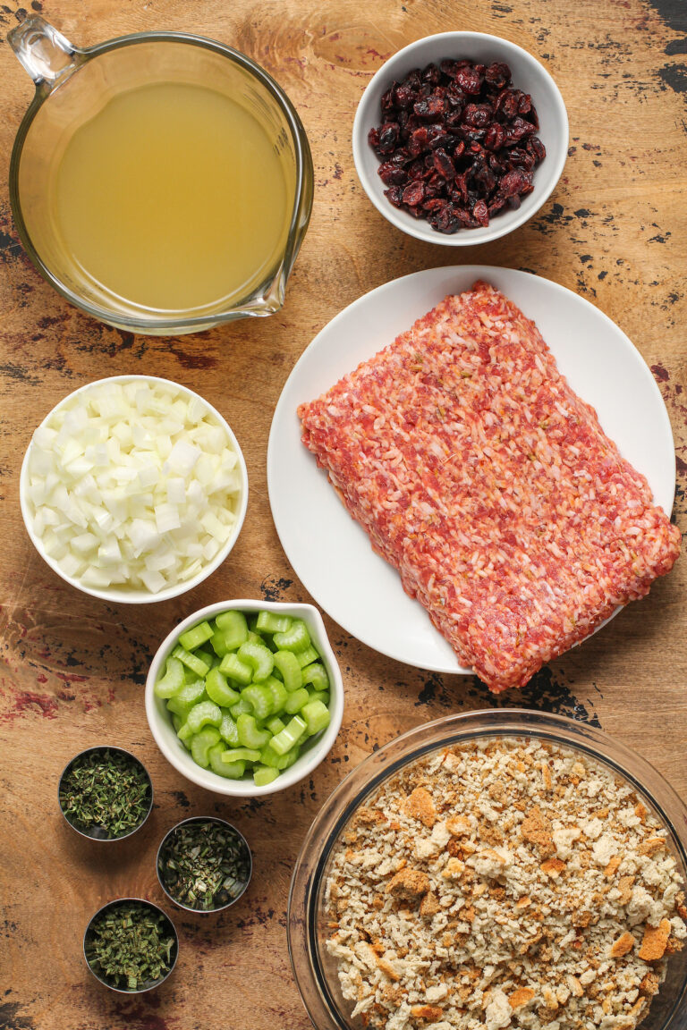 Easy-Sausage-Stuffing-Recipe-2-768x1152