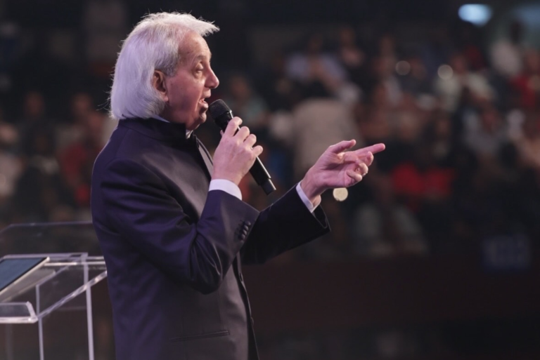 Benny-Hinn-2